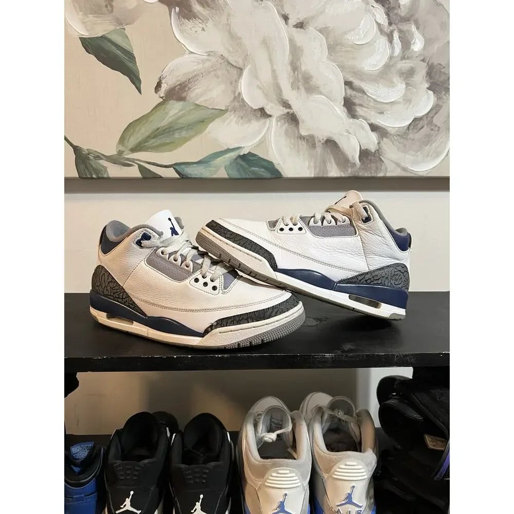Size 9.5- Air Jordan 3 Retro Midnight Navy CT8532-140